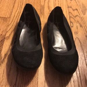 Super comfy cole Haan flat